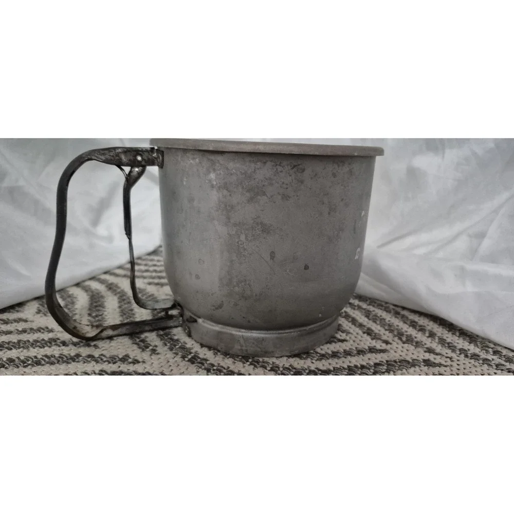 Vintage‎ Foley Flour Sifter  Hand Crank • 5 Cup Farm Kitchen